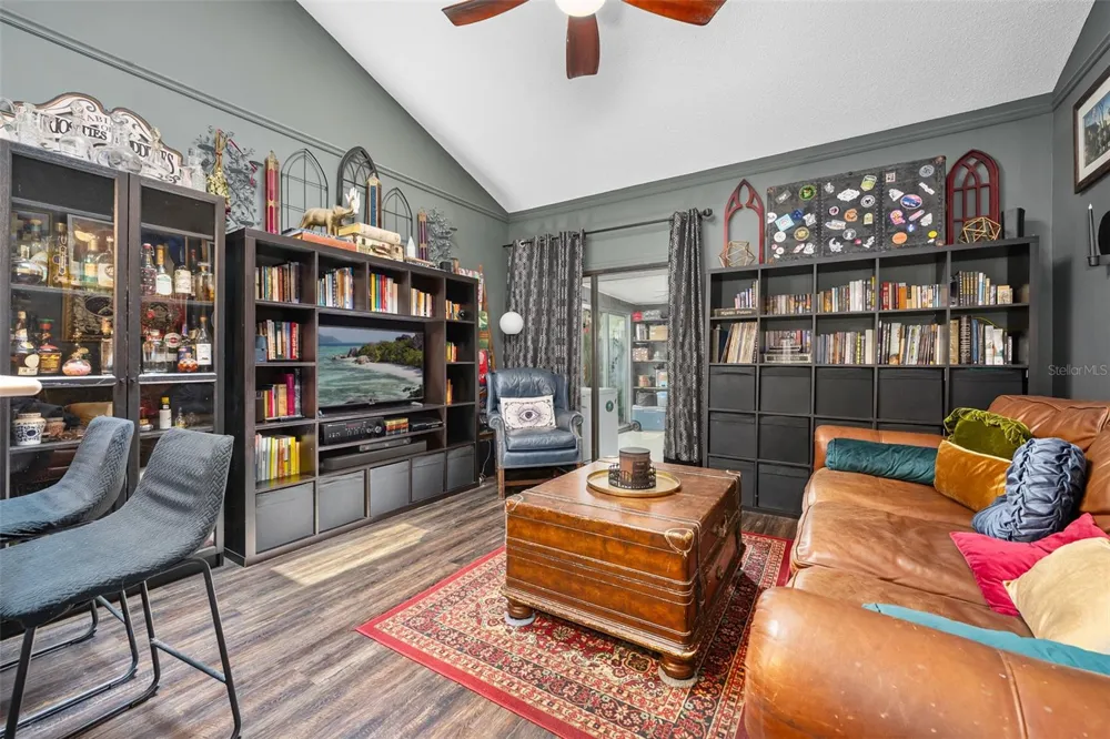 101 HILL AVENUE #5 Deland, FL 32724