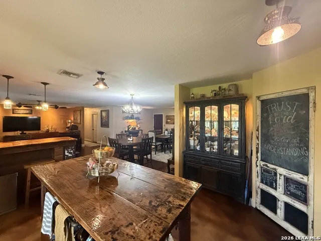 3558 Fm 536 Floresville, TX 78114