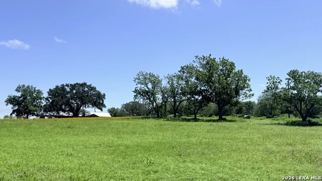 3558 Fm 536 Floresville, TX 78114