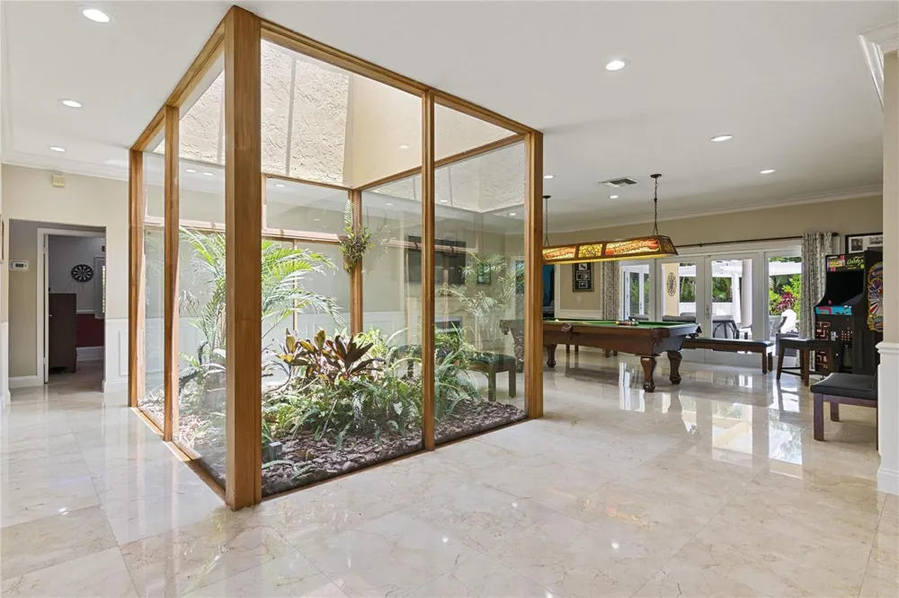 16686 GOLFVIEW DRIVE Weston, FL 33326