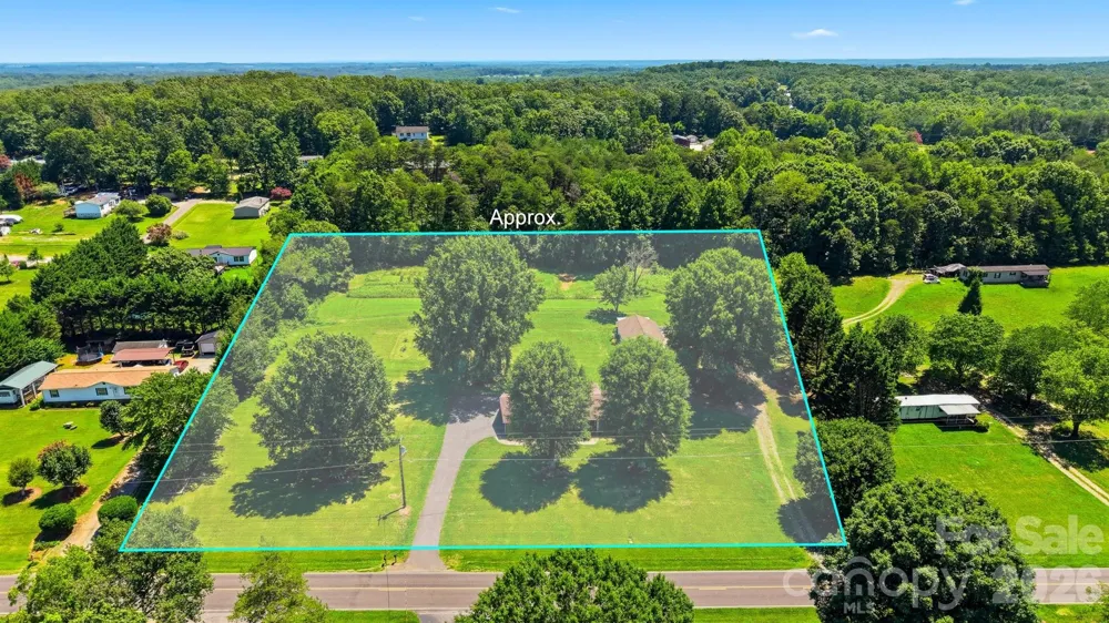 256 Liberty Church Road Taylorsville, NC 28681