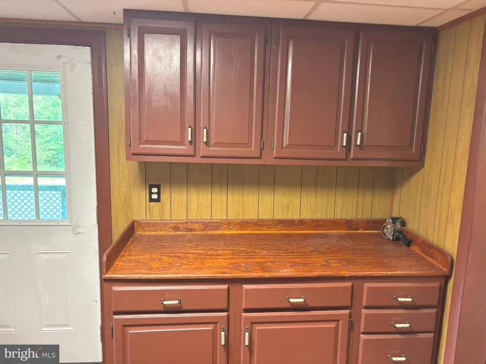 2600 MIDDLE COVE ROAD Mathias, WV 26812
