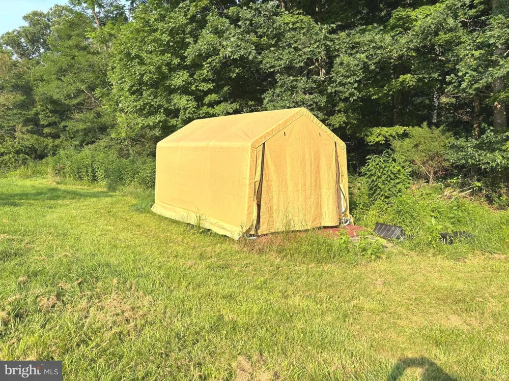 2600 MIDDLE COVE ROAD Mathias, WV 26812