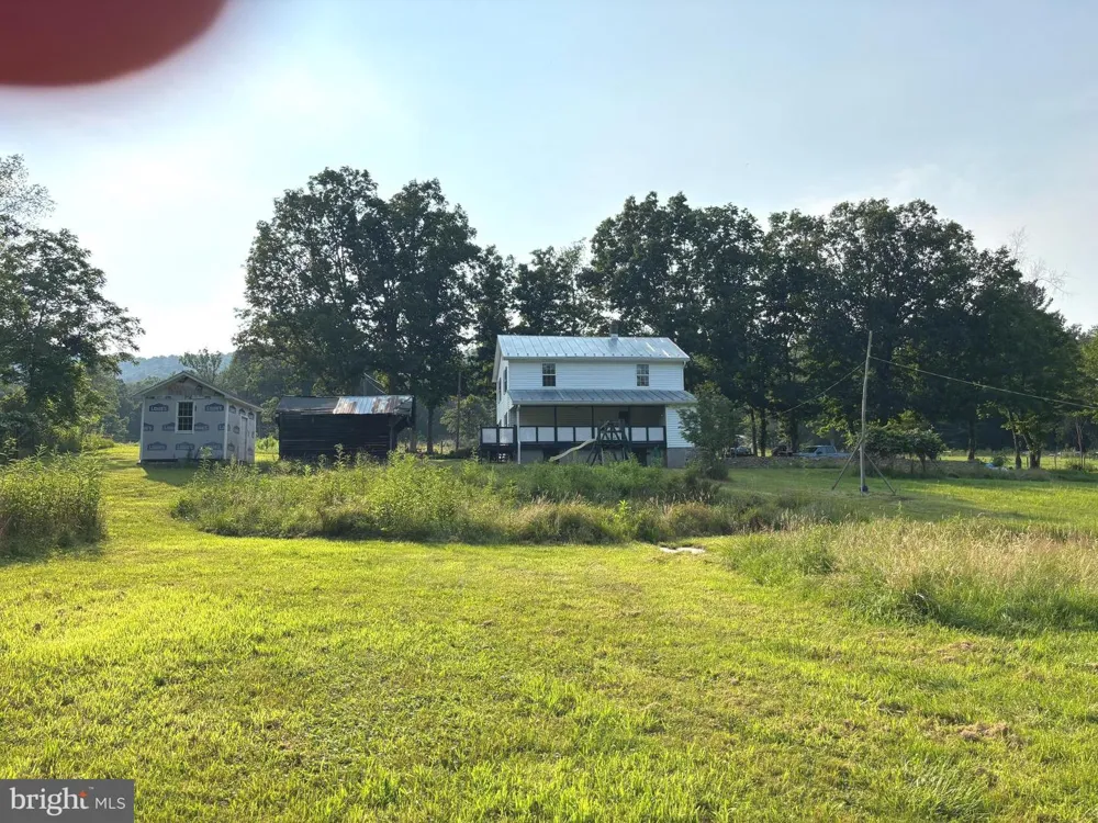 2600 MIDDLE COVE ROAD Mathias, WV 26812