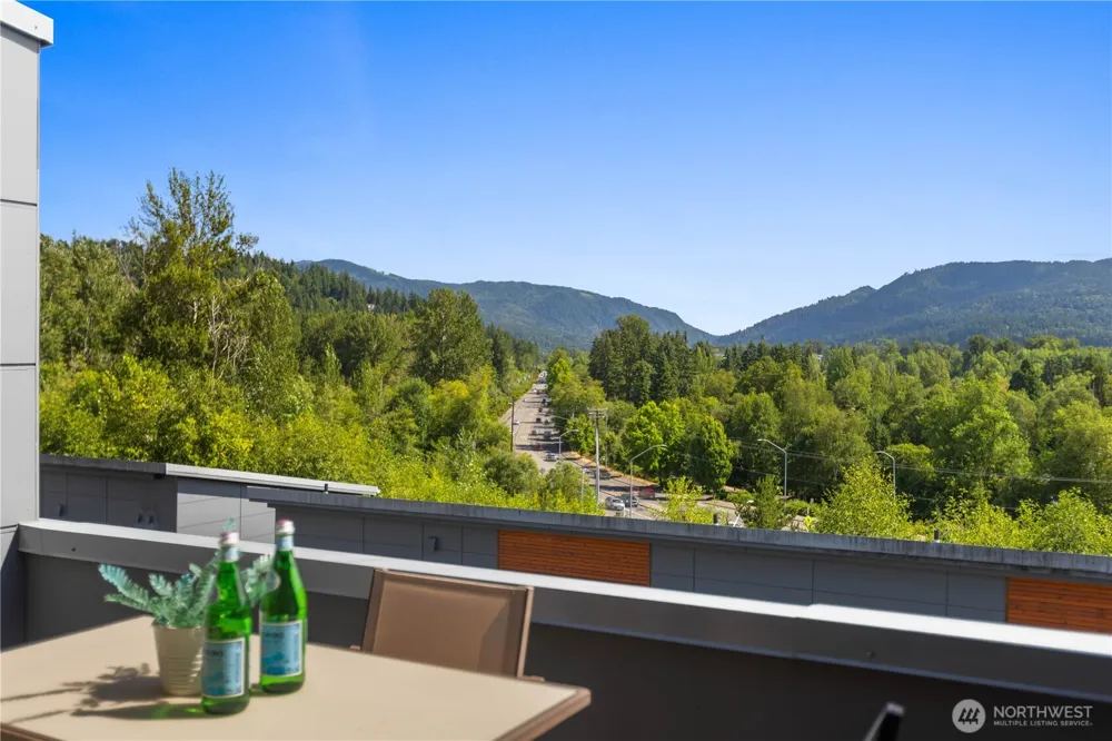 4253 SE 213TH PL #47 Issaquah, WA 98029