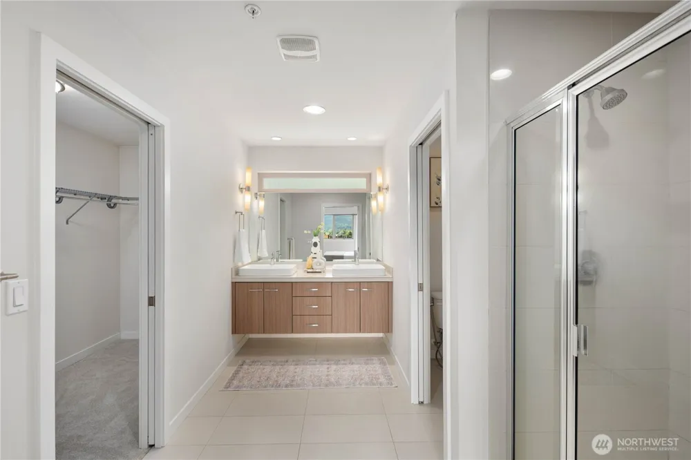4253 SE 213TH PL #47 Issaquah, WA 98029