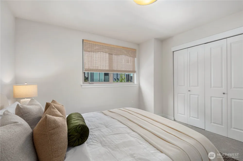4253 SE 213TH PL #47 Issaquah, WA 98029