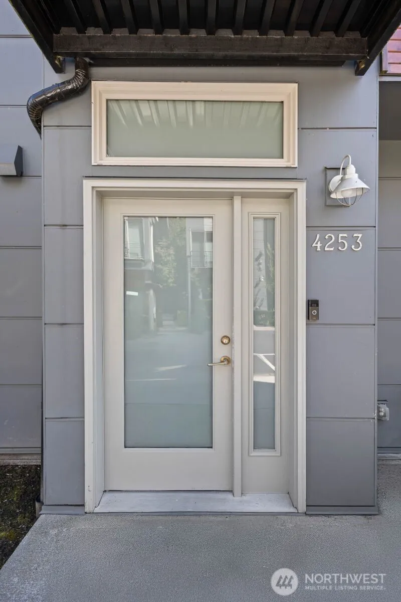 4253 SE 213TH PL #47 Issaquah, WA 98029