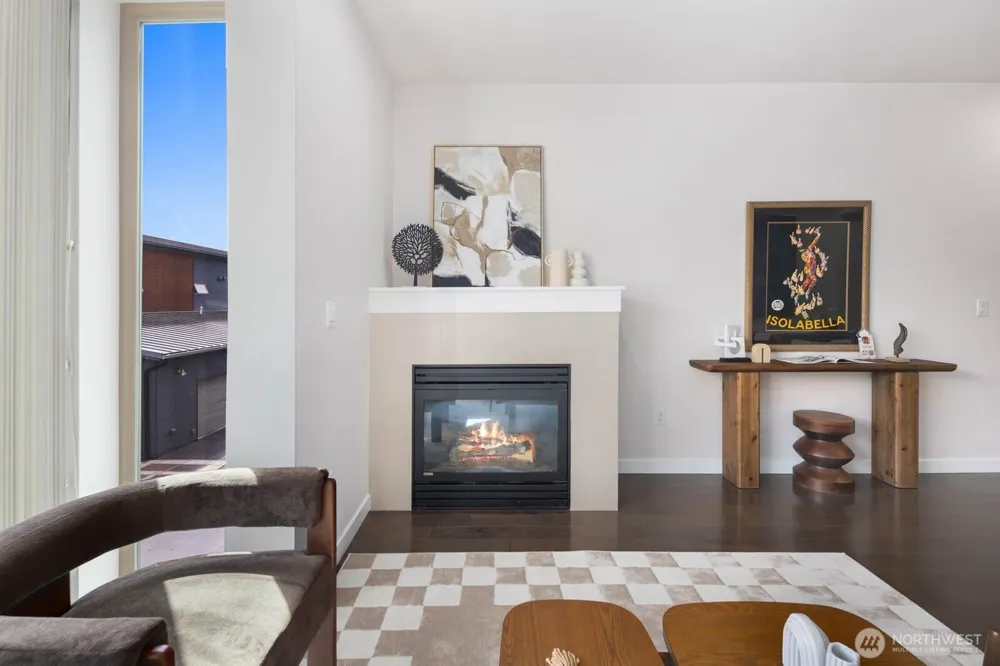 4253 SE 213TH PL #47 Issaquah, WA 98029