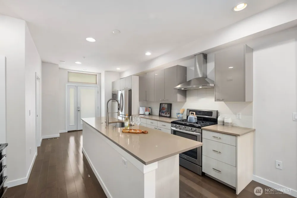 4253 SE 213TH PL #47 Issaquah, WA 98029