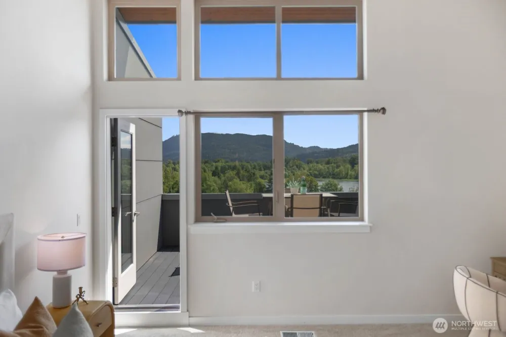 4253 SE 213TH PL #47 Issaquah, WA 98029