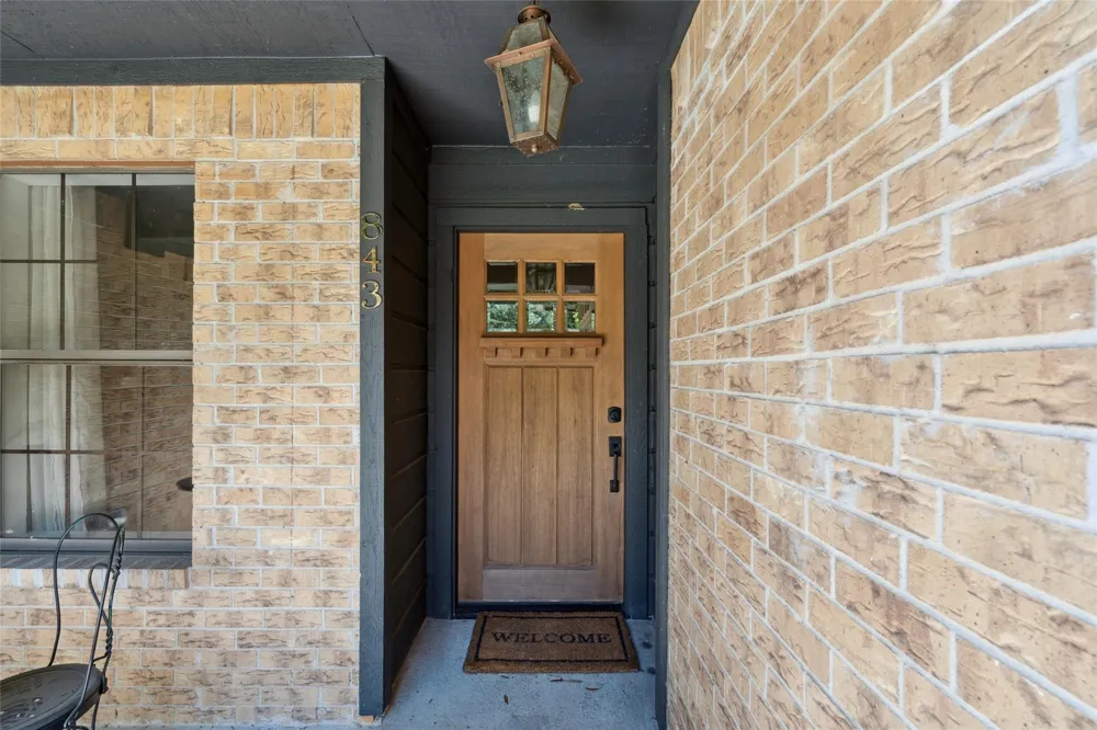 843 Fall Creek Drive Huffman, TX 77336