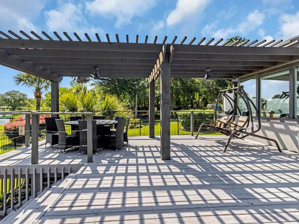 217 Lakeshore Circle Seabrook, TX 77586