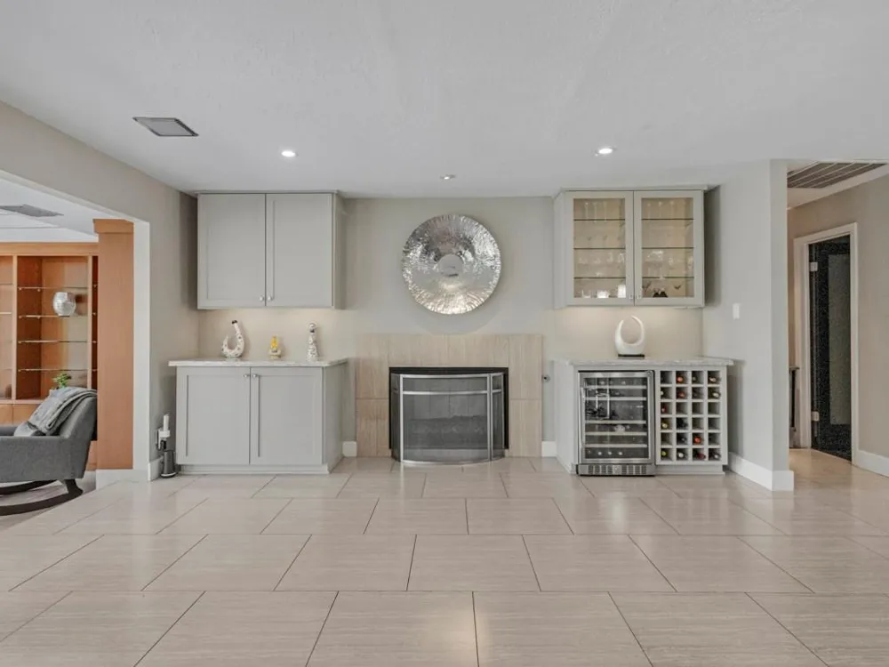 217 Lakeshore Circle Seabrook, TX 77586