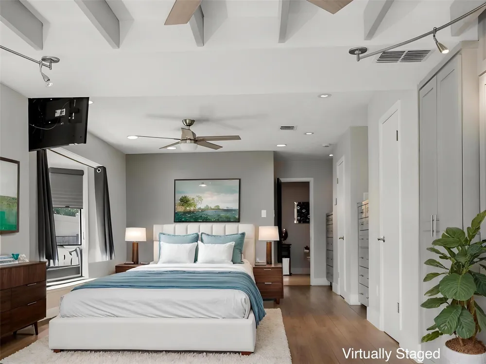 217 Lakeshore Circle Seabrook, TX 77586