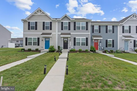 10527 PRICE DRIVE