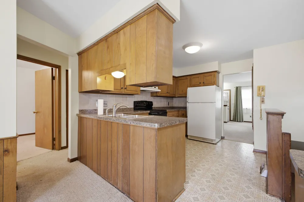 25248 Hass Street Dearborn Heights, MI 48127