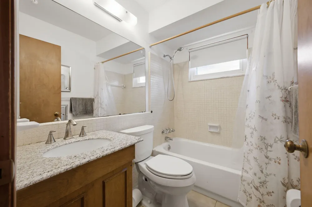 25248 Hass Street Dearborn Heights, MI 48127
