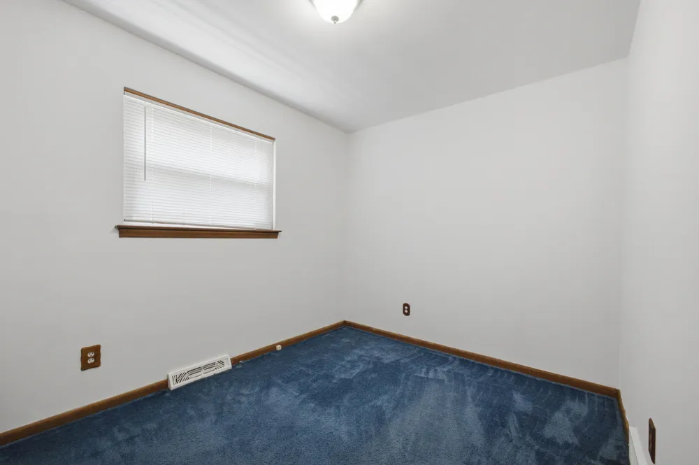 25248 Hass Street Dearborn Heights, MI 48127