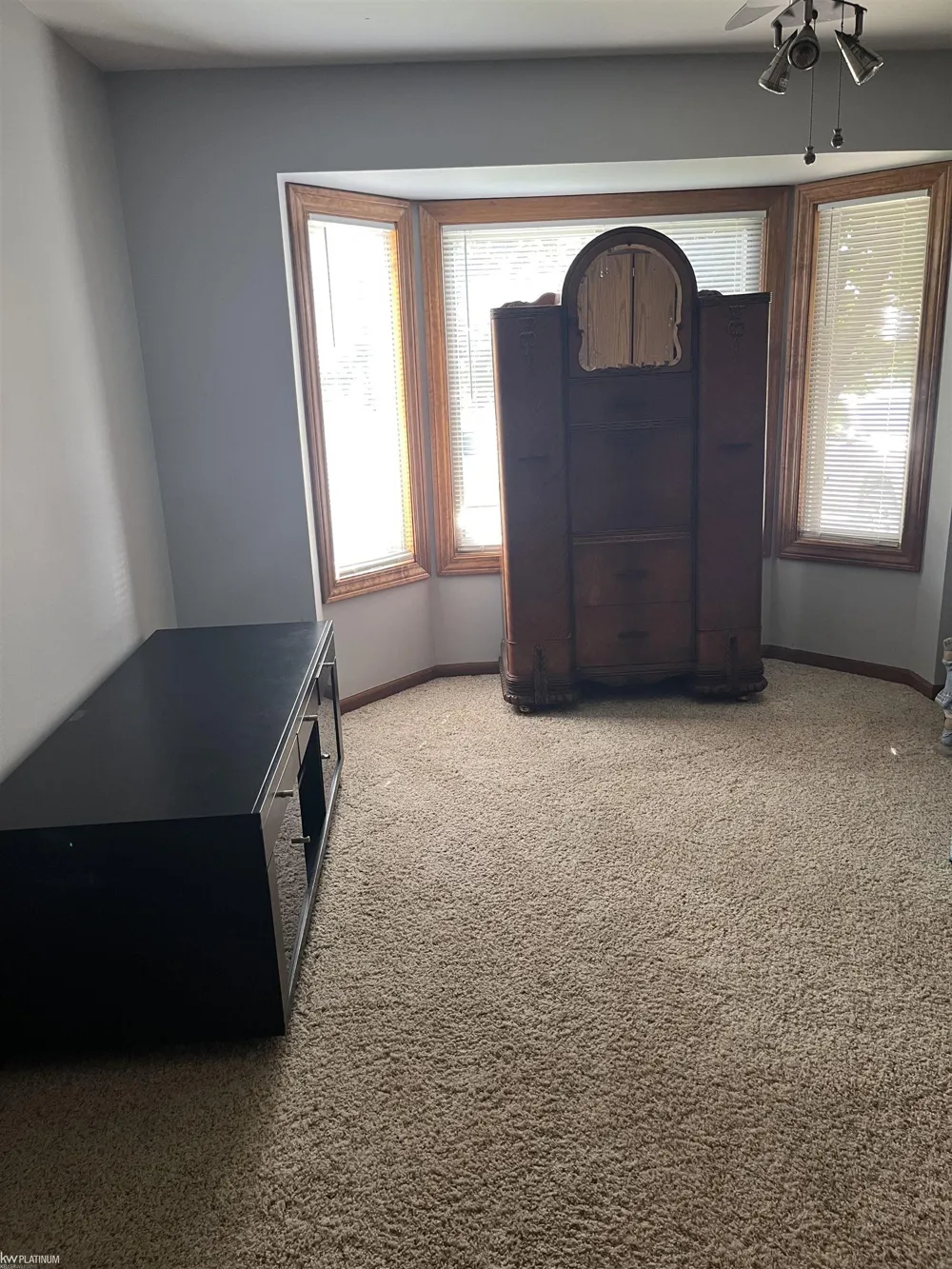 53765 Orson Drive New Baltimore City, MI 48047