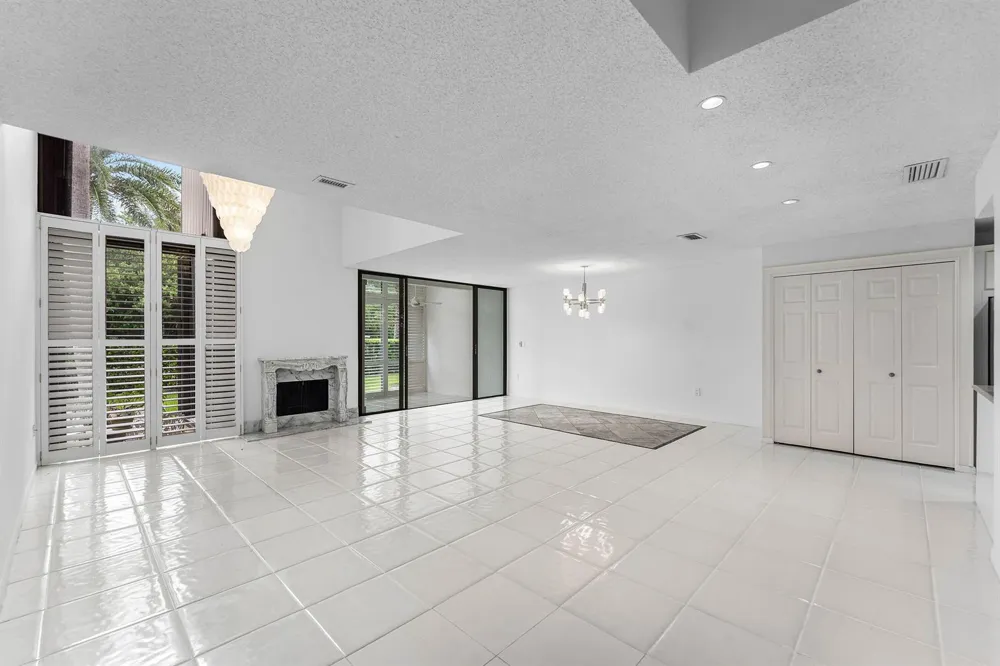 3908 S OCEAN BOULEVARD #T-1 Highland Beach, FL 33487