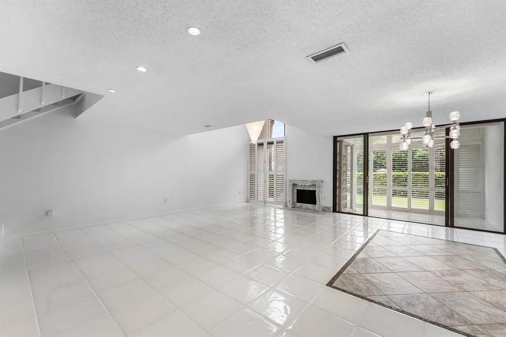 3908 S OCEAN BOULEVARD #T-1 Highland Beach, FL 33487