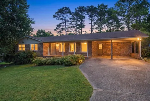 1232 Hall Drive