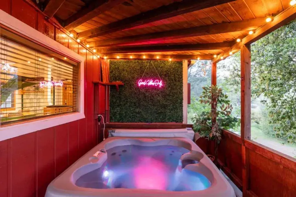 41563 River Falls Oakhurst, CA 93644