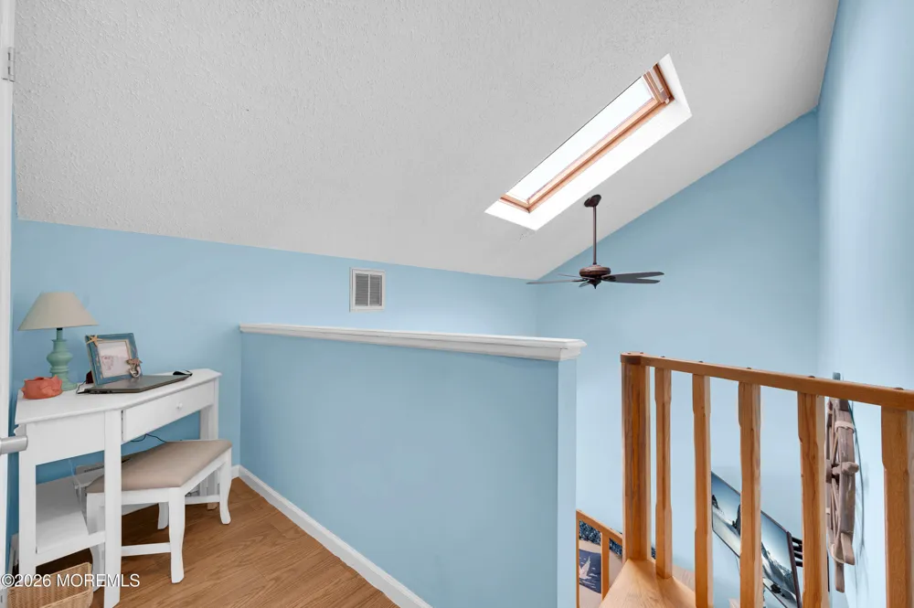 1820 E Pennsylvania Avenue E #4 Ortley Beach, NJ 08751