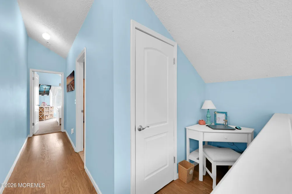 1820 E Pennsylvania Avenue E #4 Ortley Beach, NJ 08751