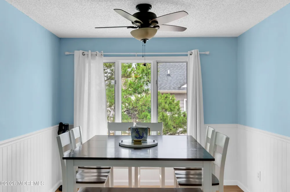 1820 E Pennsylvania Avenue E #4 Ortley Beach, NJ 08751