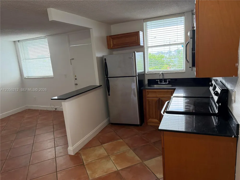 1801 S Treasure Dr #510 North Bay Village, FL 33141