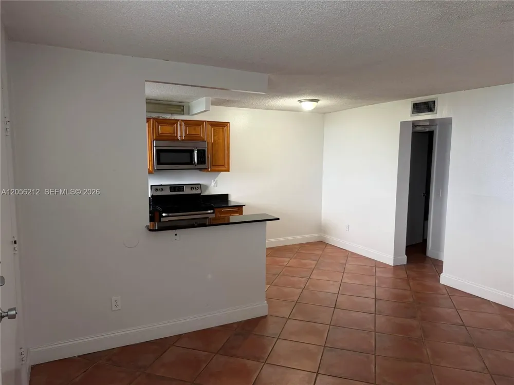 1801 S Treasure Dr #510 North Bay Village, FL 33141