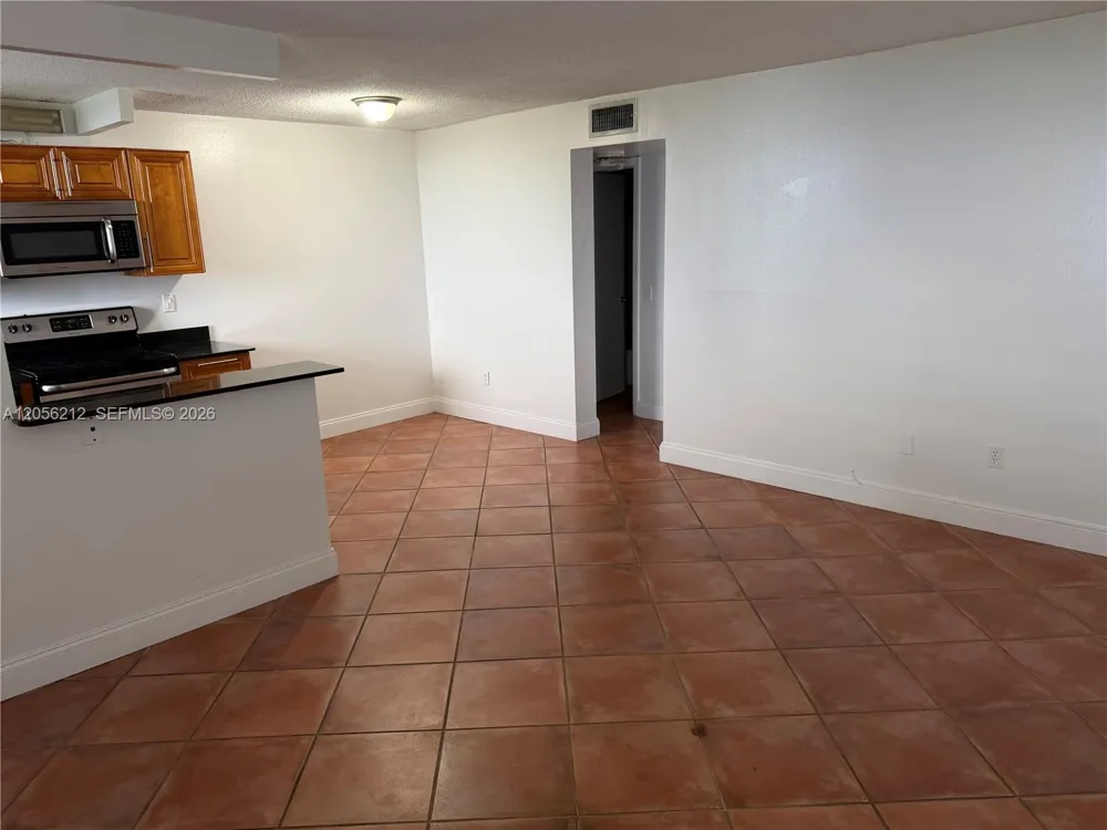 1801 S Treasure Dr #510 North Bay Village, FL 33141