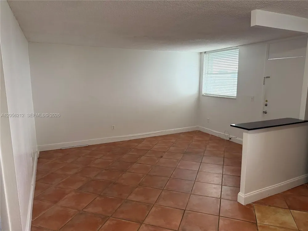 1801 S Treasure Dr #510 North Bay Village, FL 33141