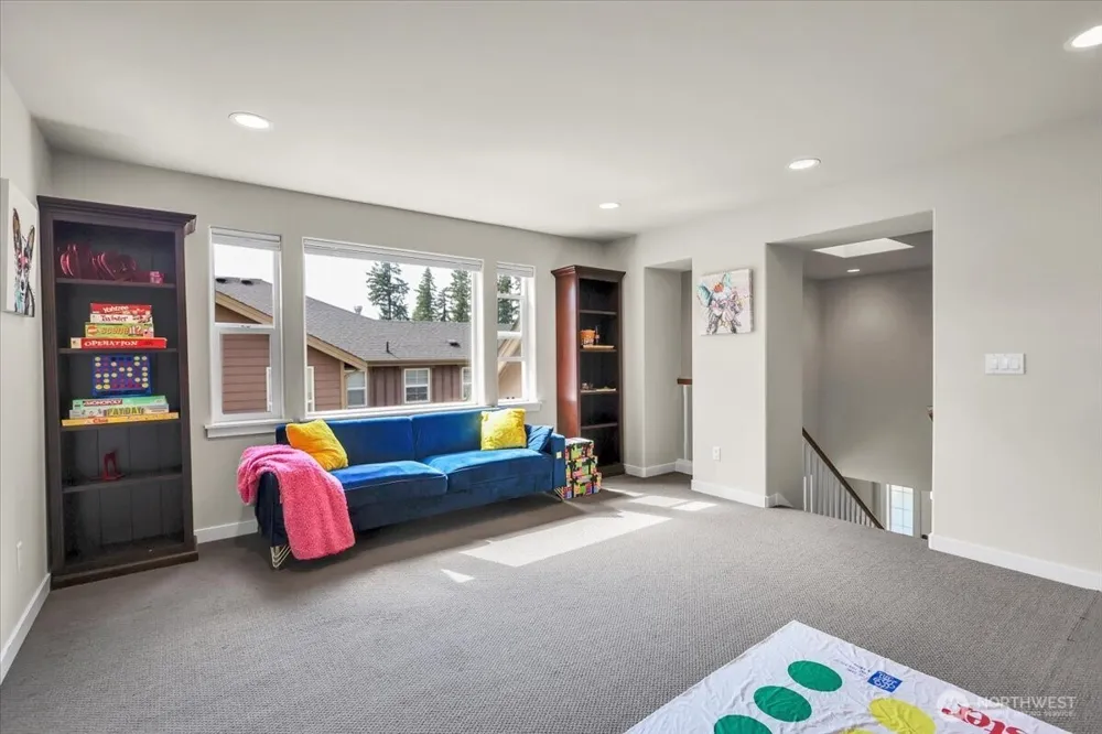 13721 SE 90th Place Newcastle, WA 98059