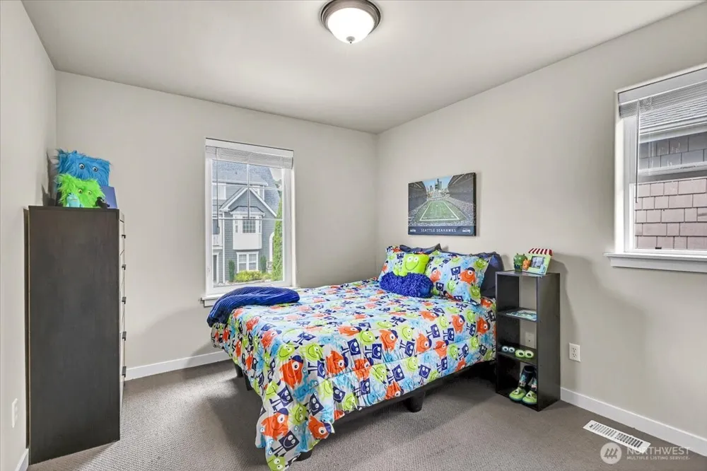 13721 SE 90th Place Newcastle, WA 98059