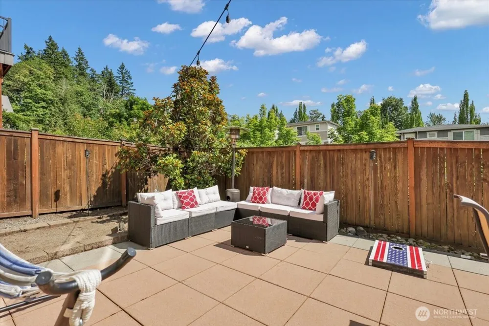 13721 SE 90th Place Newcastle, WA 98059