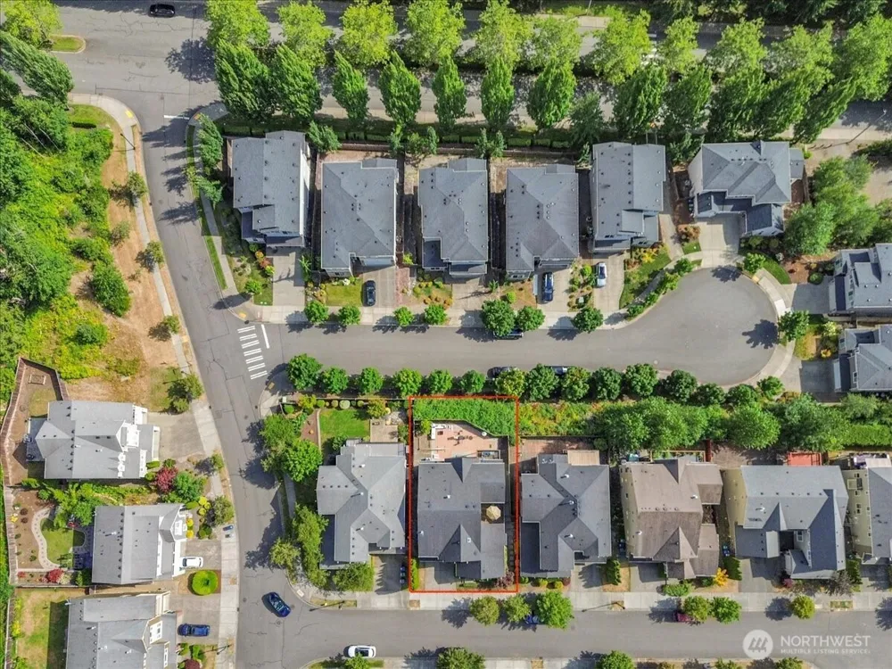 13721 SE 90th Place Newcastle, WA 98059