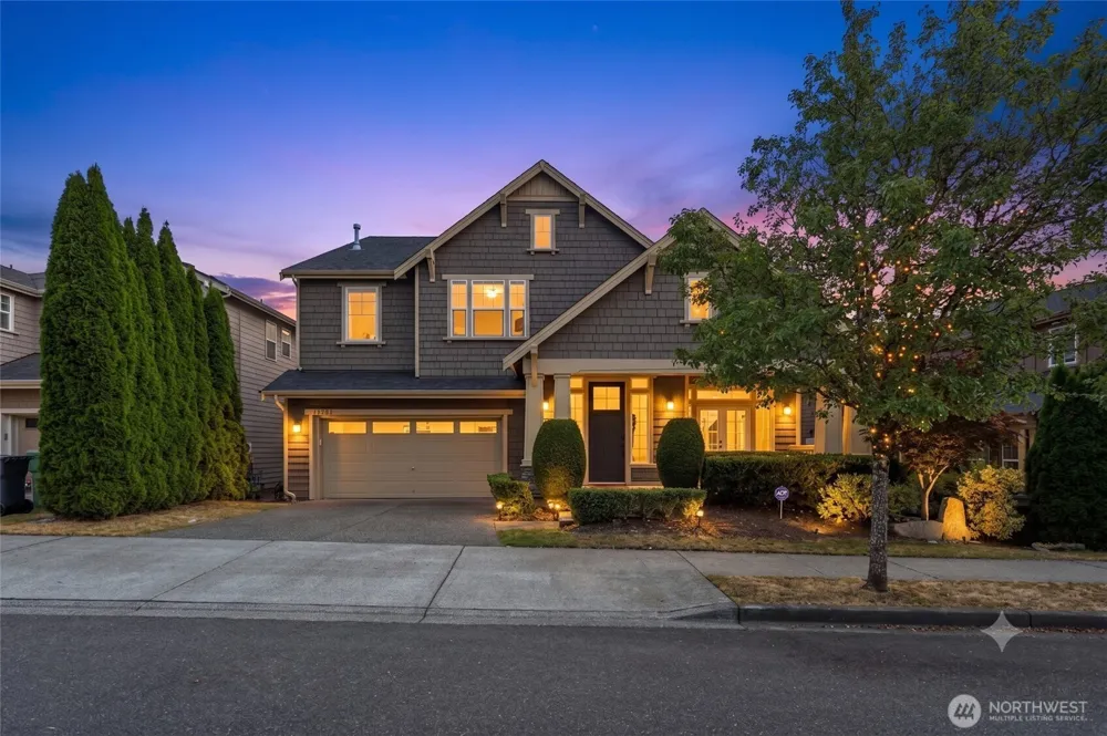 13721 SE 90th Place Newcastle, WA 98059