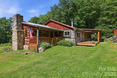 1005 Smith Creek Road