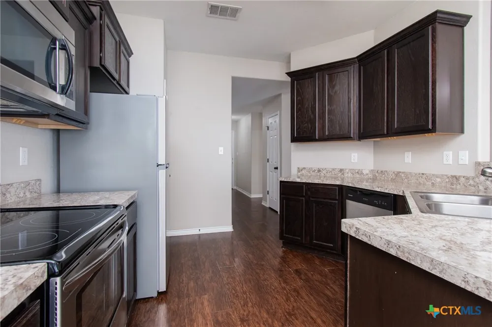 202 Diane Drive Moody, TX 76557
