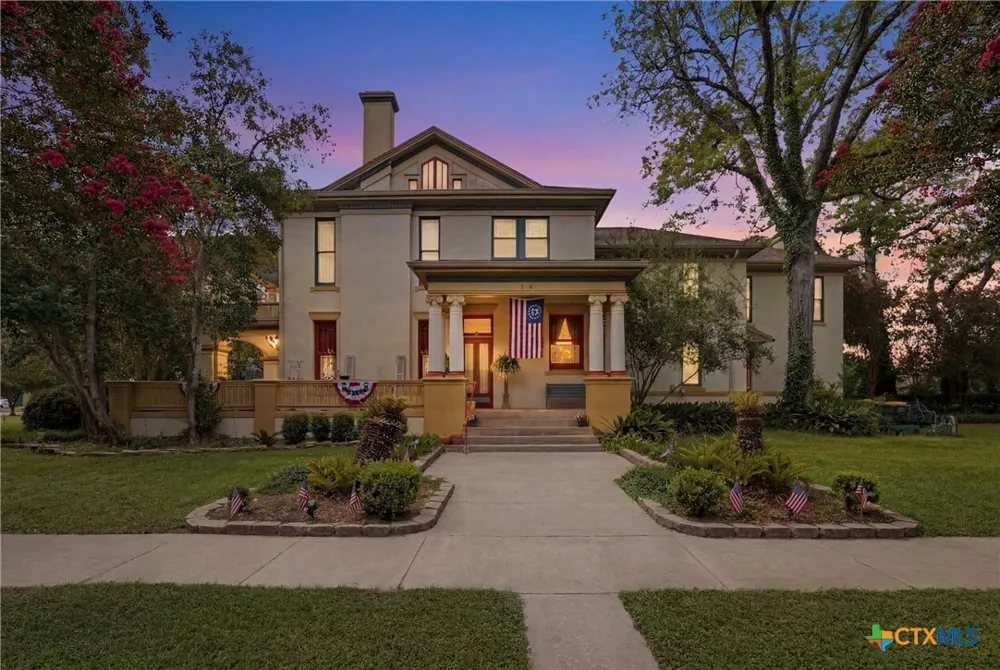 723 Saint James Street Gonzales, TX 78629