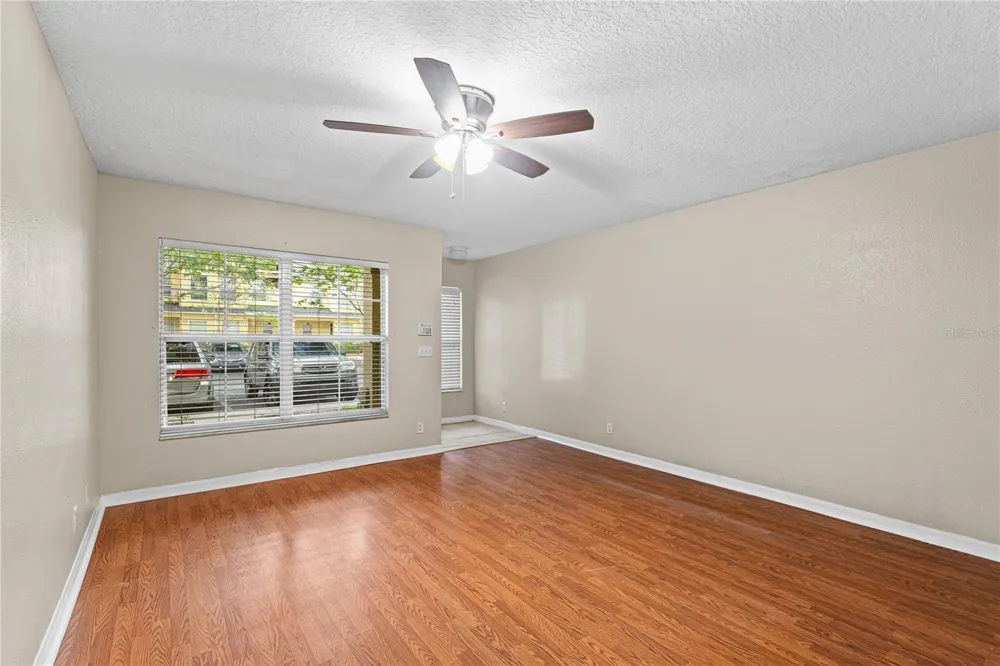 216 DRAGONS FIRE PLACE Valrico, FL 33594