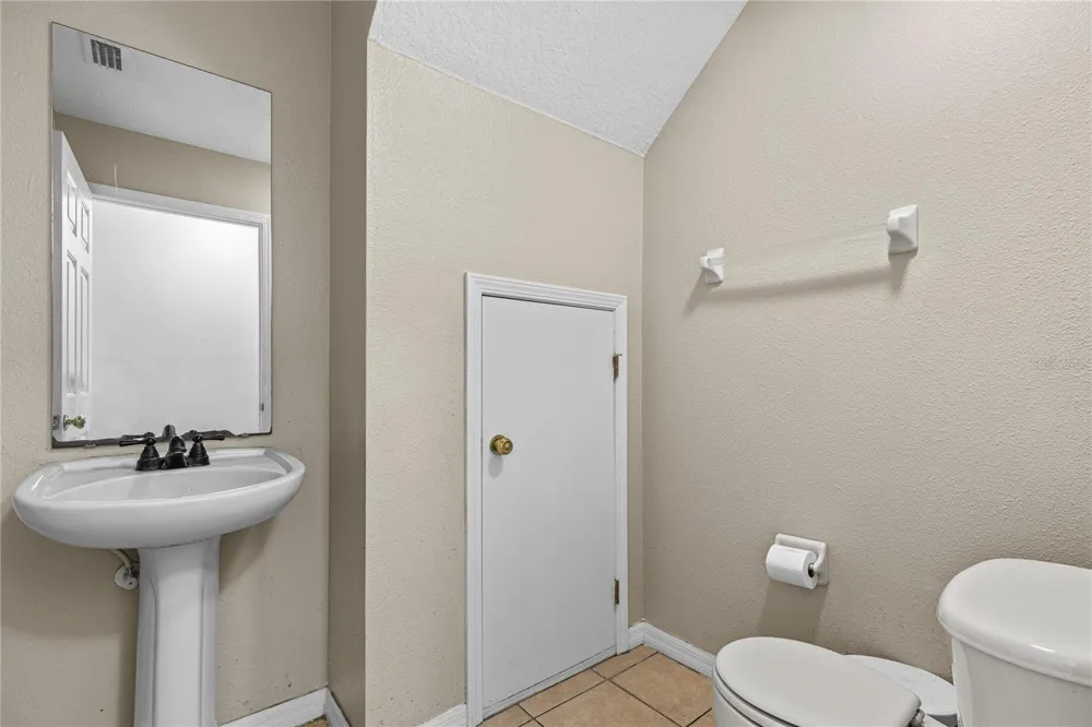 216 DRAGONS FIRE PLACE Valrico, FL 33594