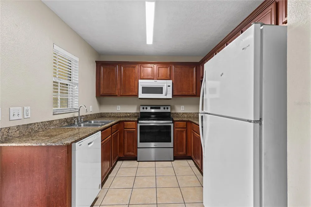 216 DRAGONS FIRE PLACE Valrico, FL 33594