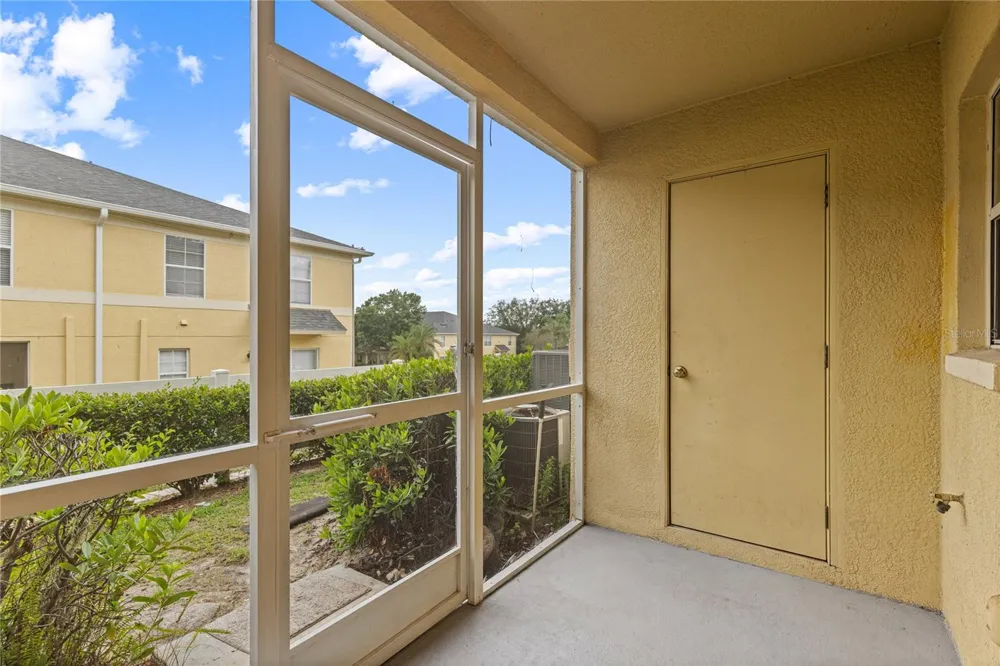 216 DRAGONS FIRE PLACE Valrico, FL 33594