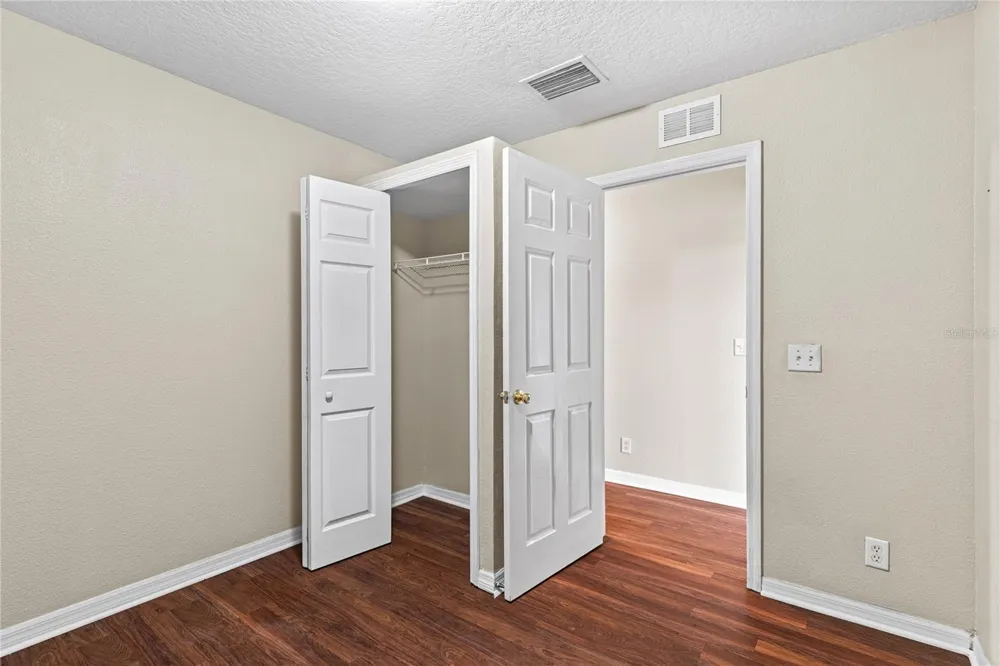 216 DRAGONS FIRE PLACE Valrico, FL 33594