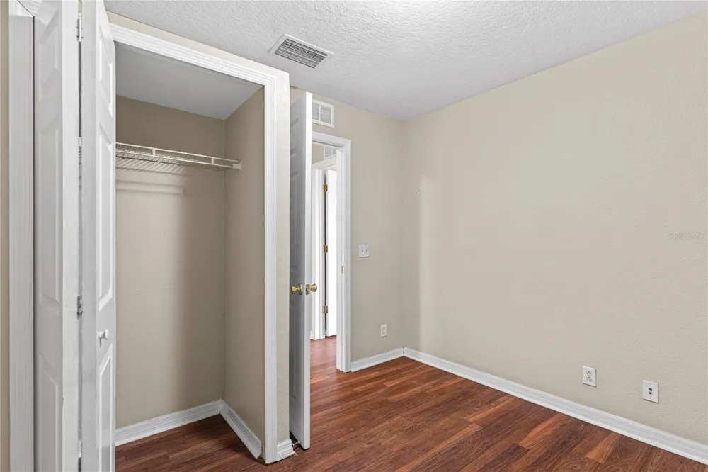 216 DRAGONS FIRE PLACE Valrico, FL 33594