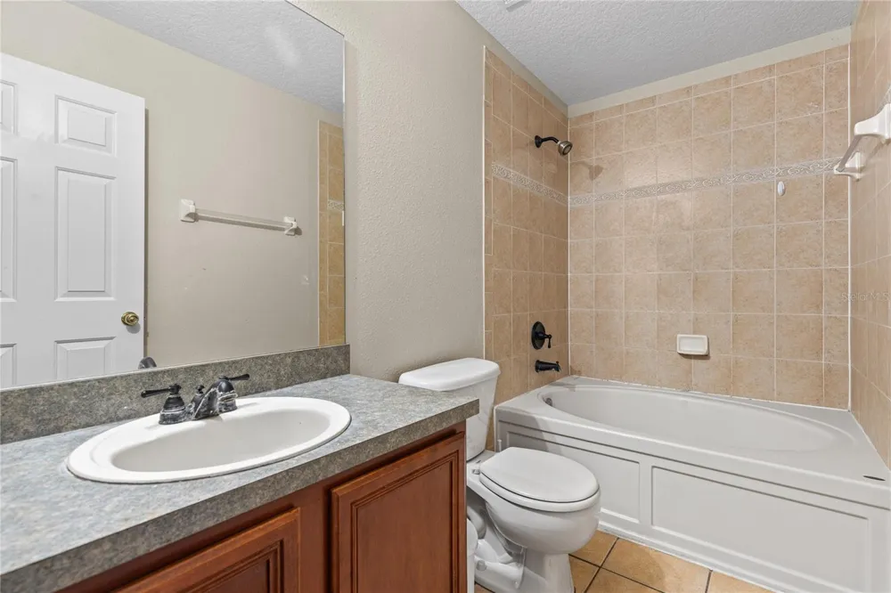 216 DRAGONS FIRE PLACE Valrico, FL 33594